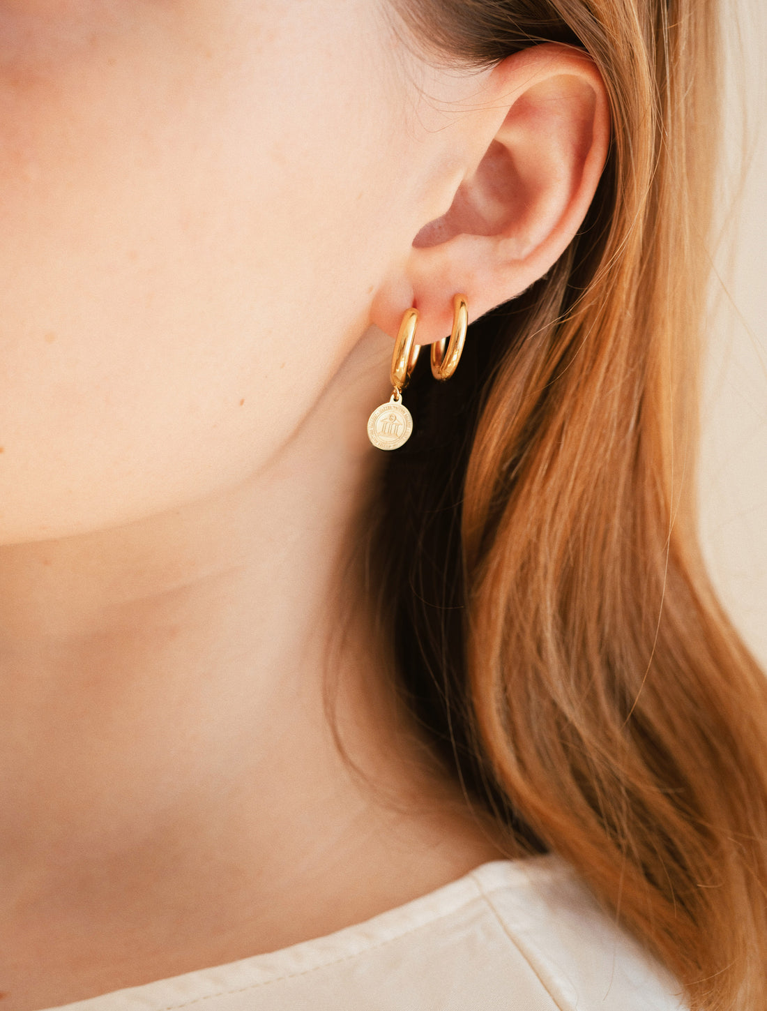 One Billion Coin Hoops • Gold