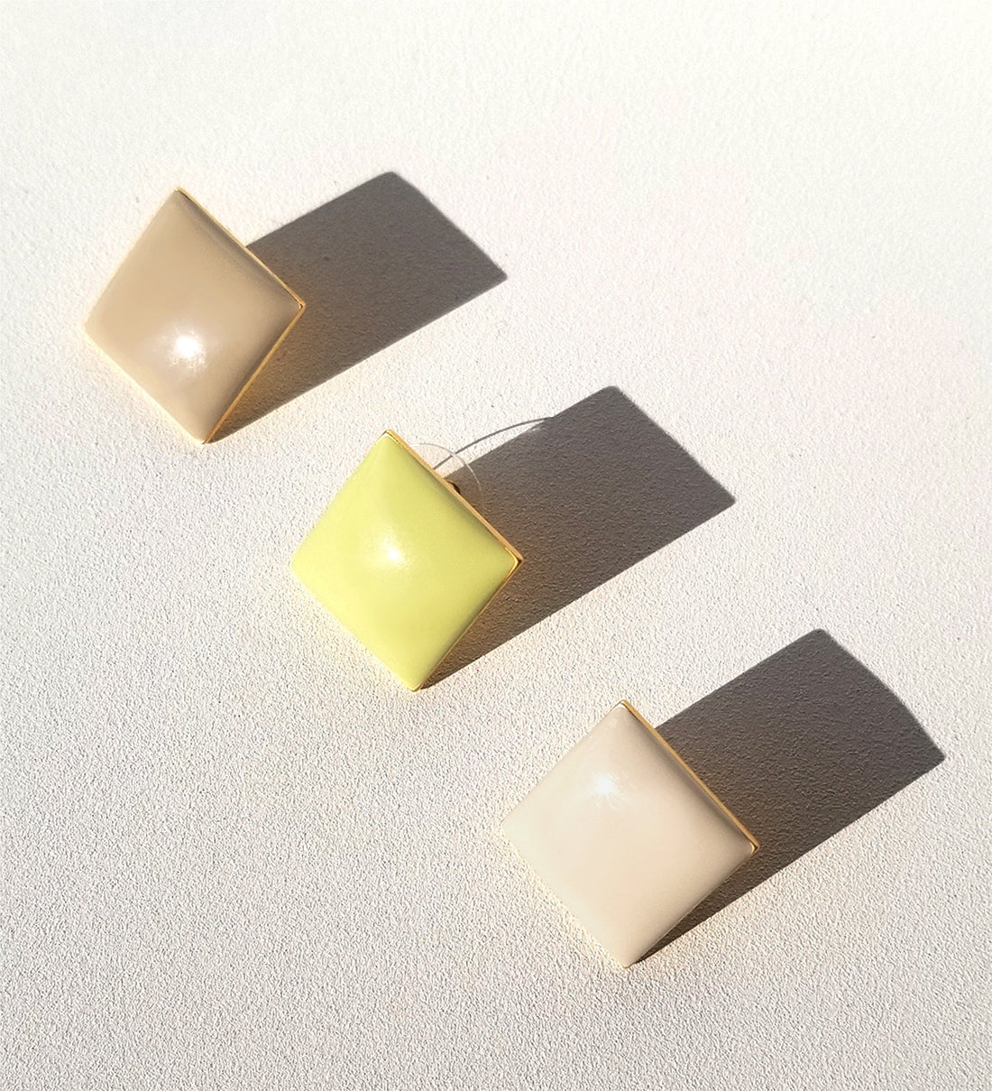 Diamond Studs • Warm Brown