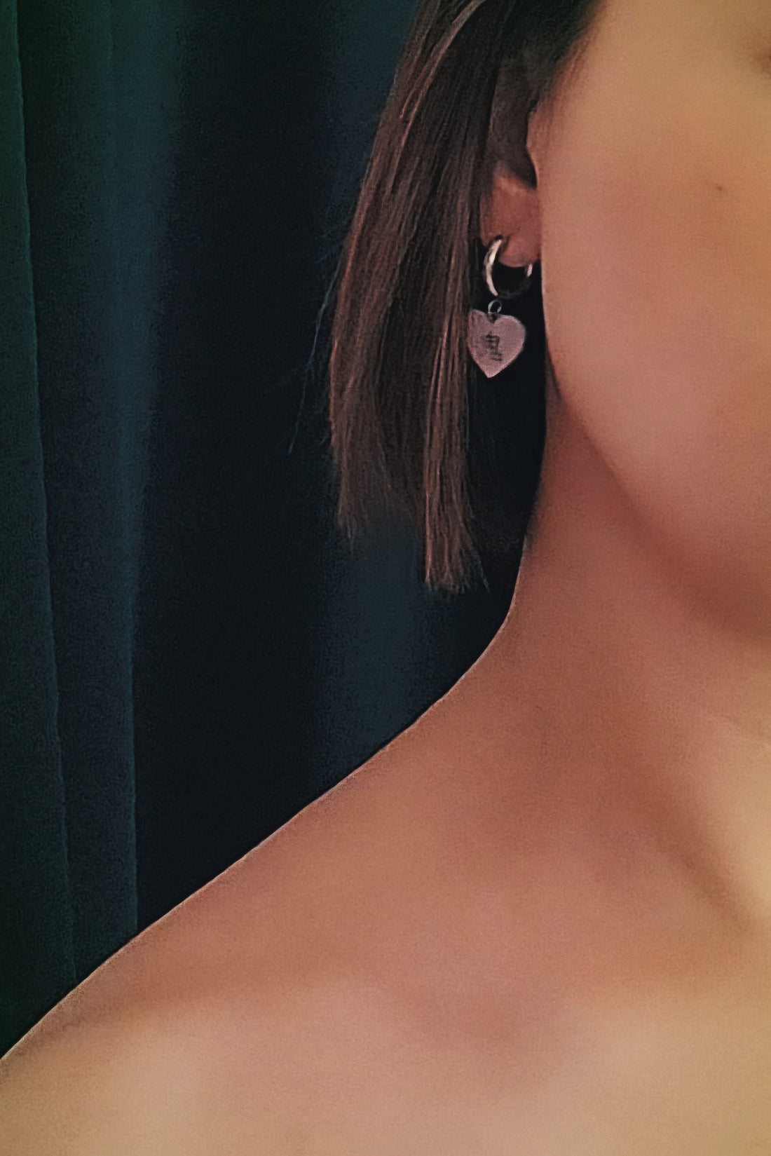 酒/鬼 Alcohol/Ghost Steel Earrings • Black & Pink
