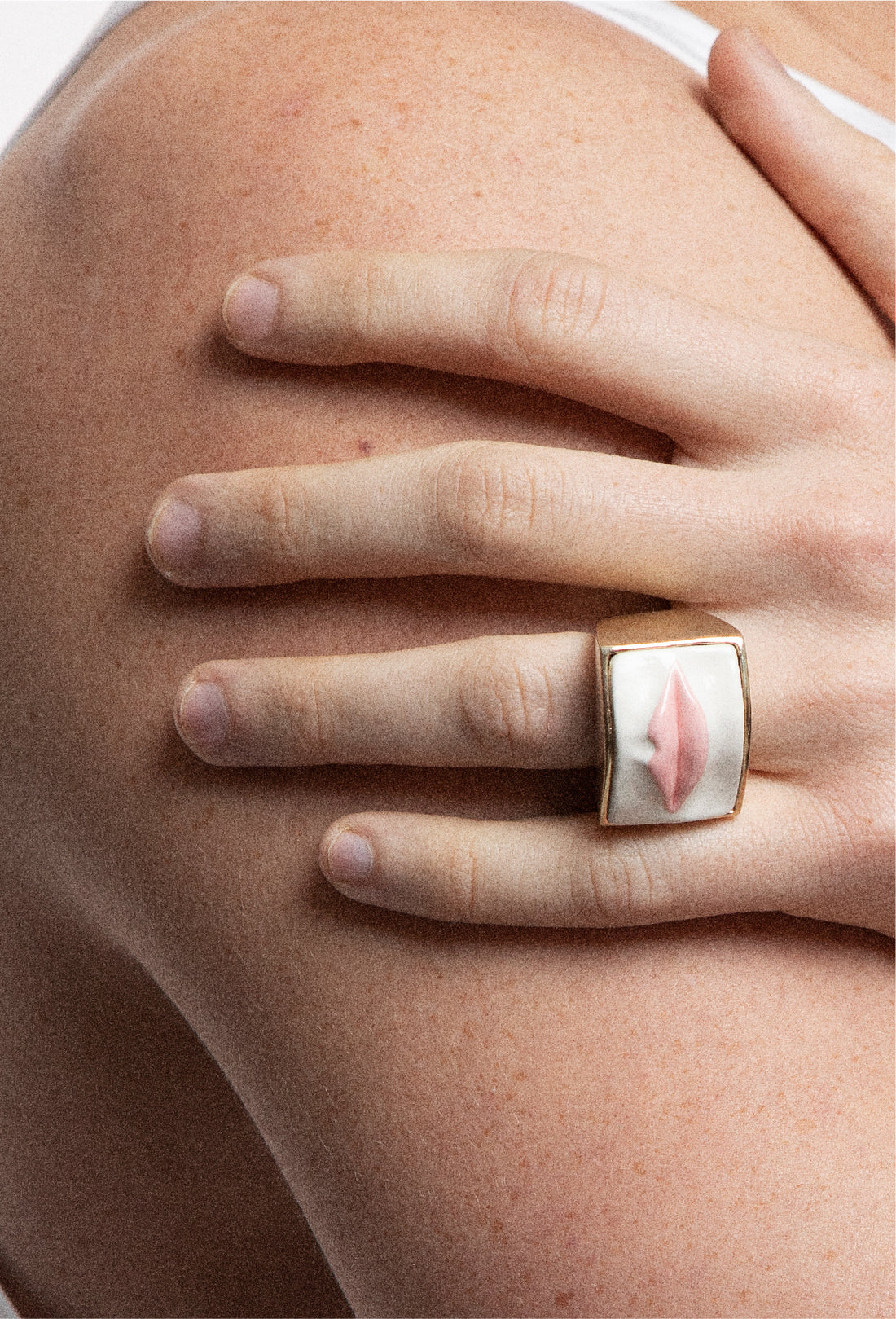 Andres Gallardo / Mouth Seal Ring