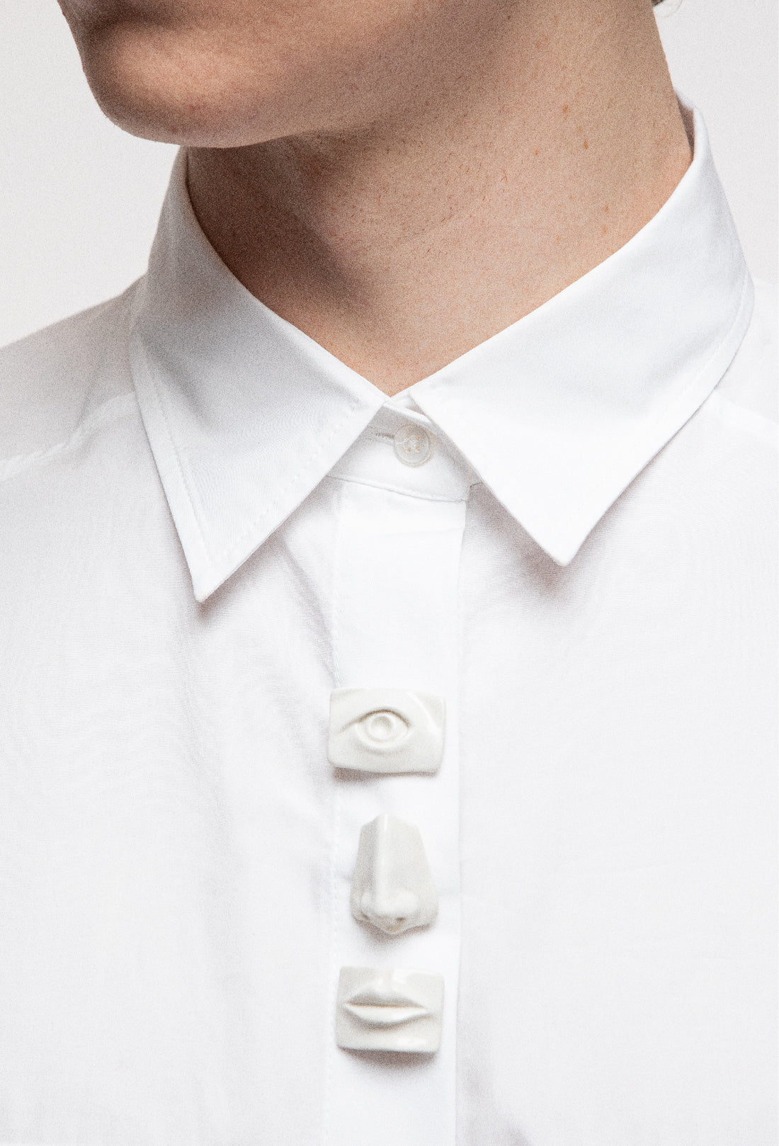 Andres Gallardo / Mouth Pin