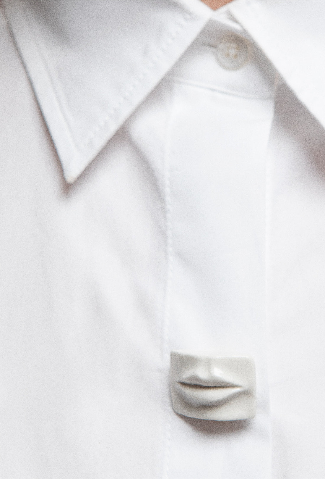 Andres Gallardo / Mouth Pin