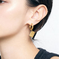 Unlimited Funds Credit Card Hoops • Gold