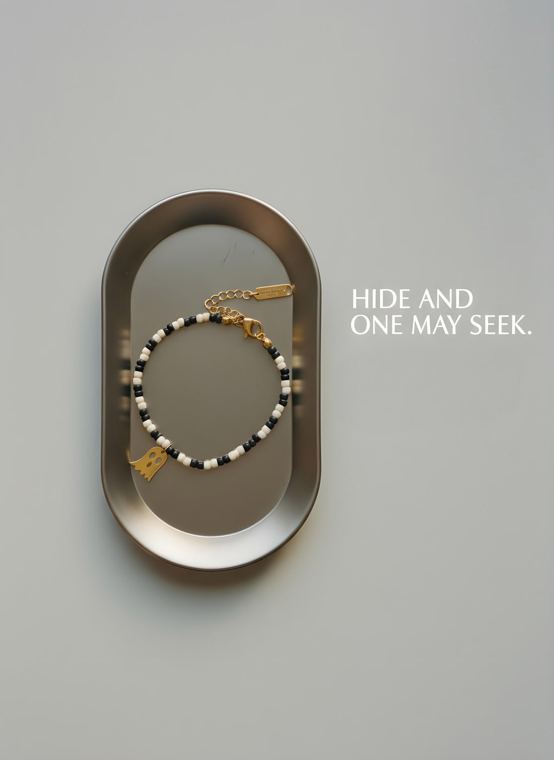Hide & Seek Bracelet • Black