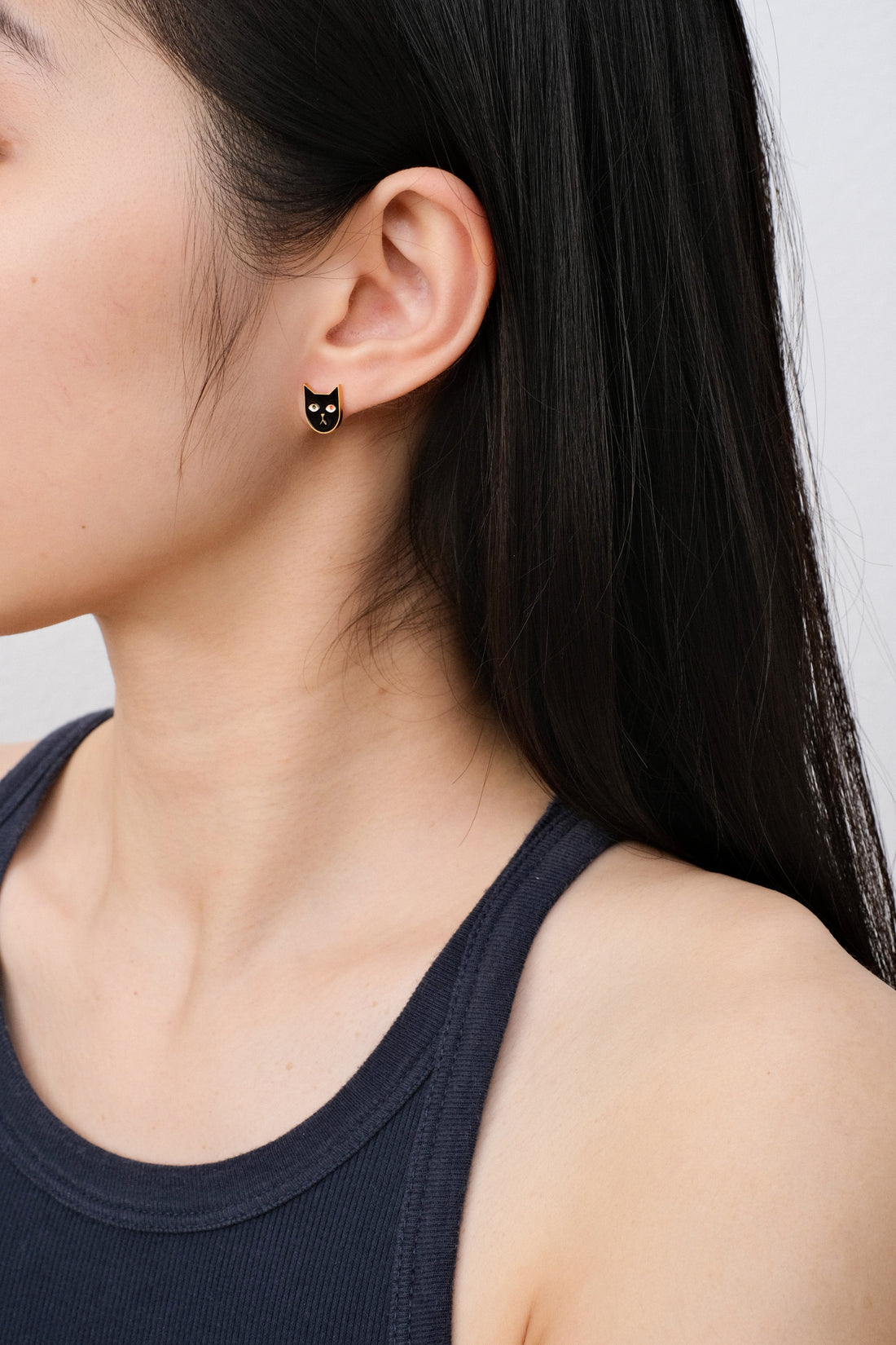 Mini Kitty Tom Earrings • Black
