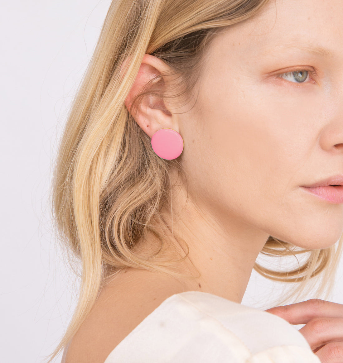 Circle Studs • Peach Blossom