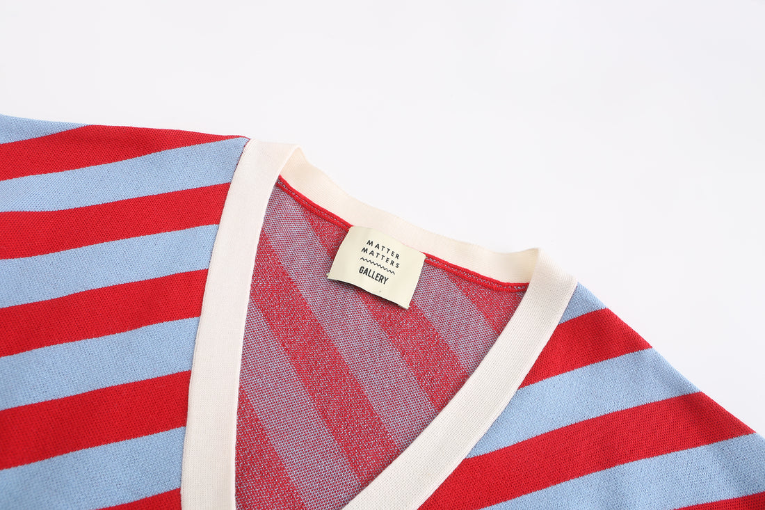 Earn Your / Wool Cashmere-Blend Cardigan • Red / Beige