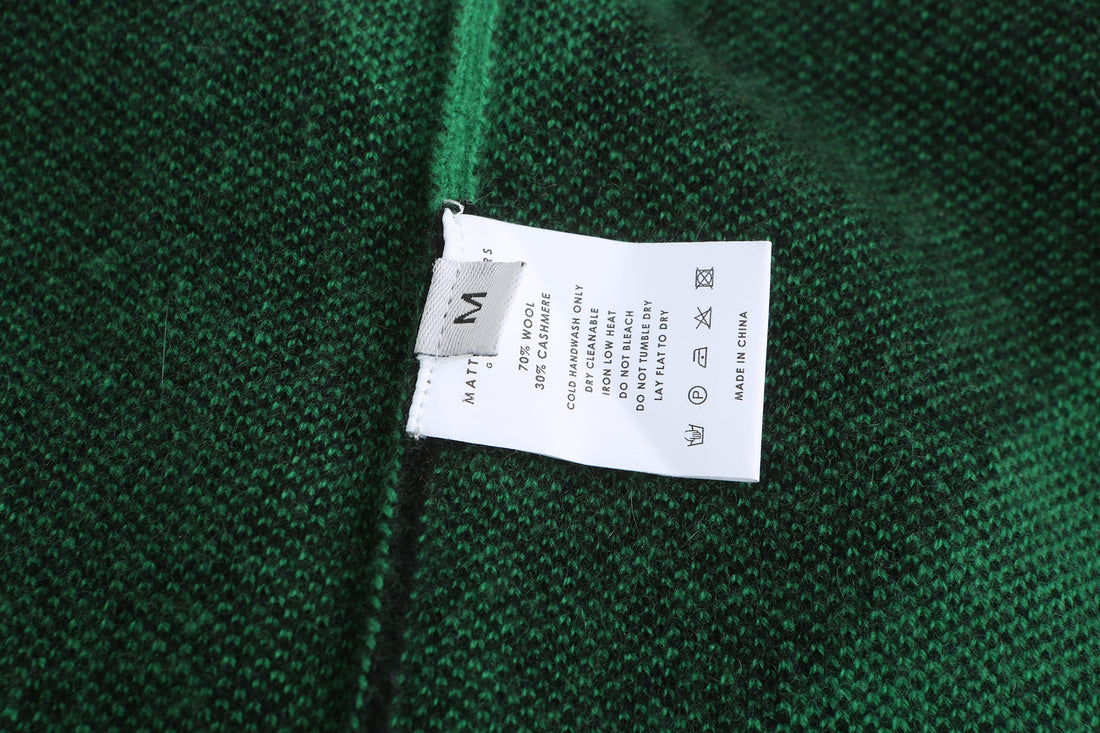 Earn Your / Wool Cashmere-Blend Sweater • Green / Black