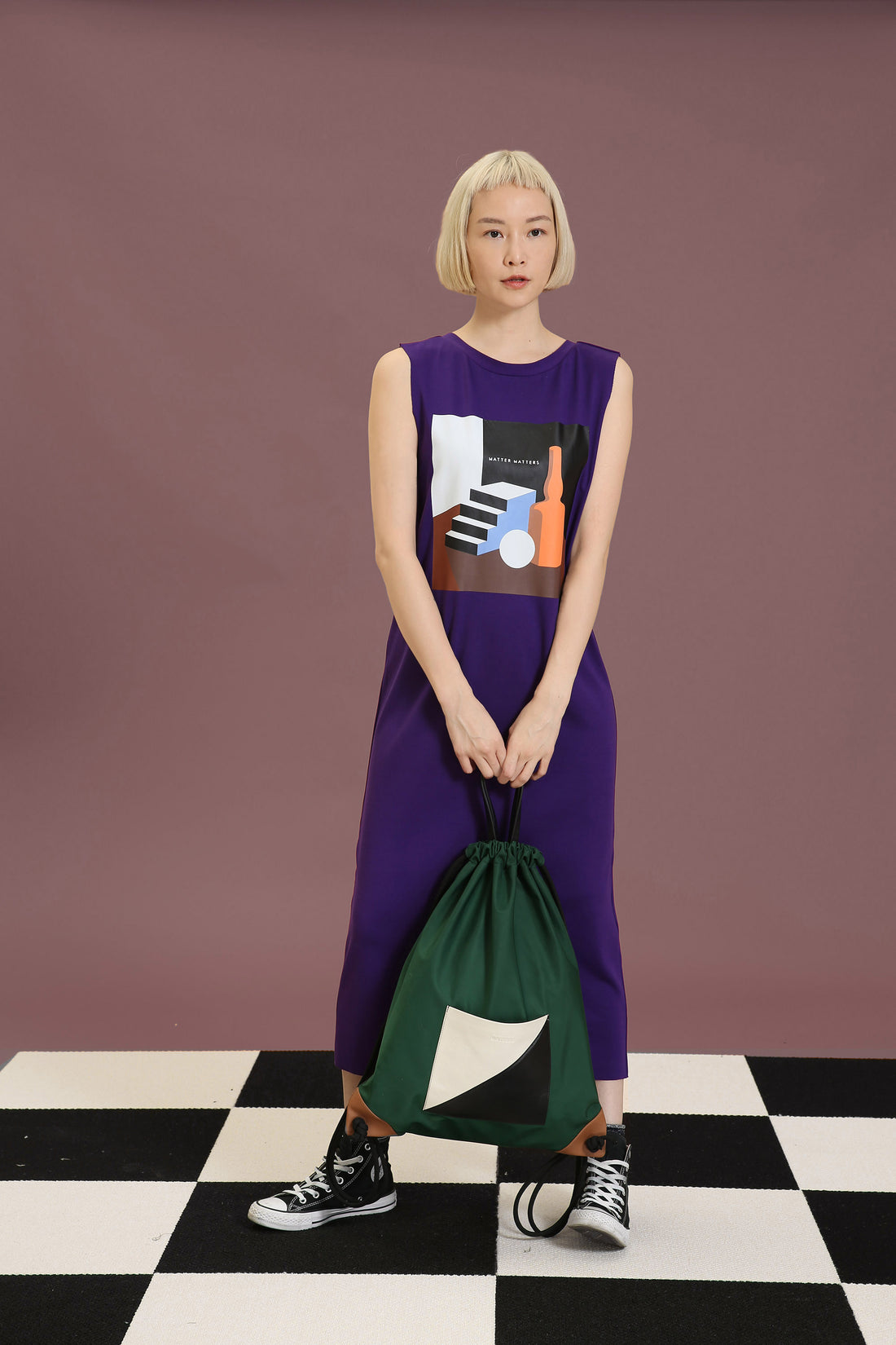 Stairs / V-back T-shirt Dress • Purple