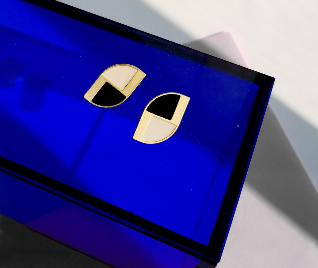 Leaf Earrings • Winter