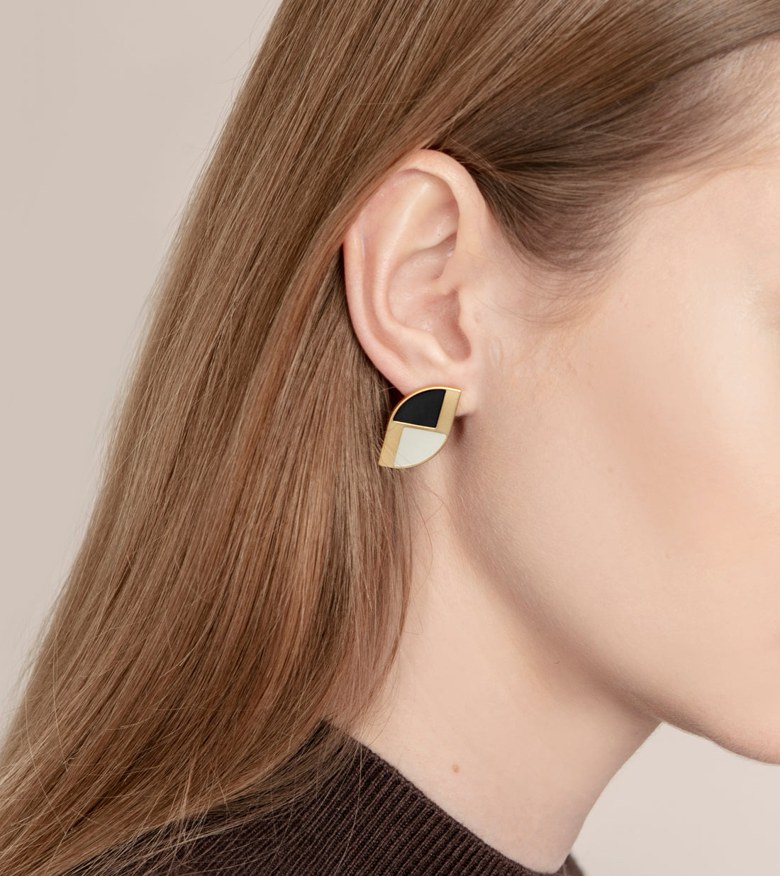 Leaf Earrings • Winter