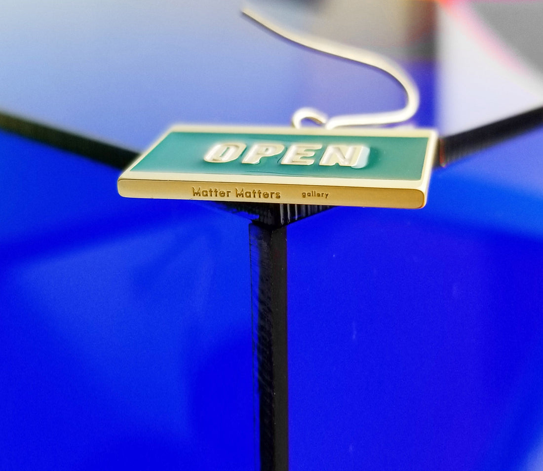 Open & Closed / Earrings • Red / Green