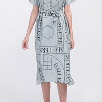 'Not' / Pattern Short Sleeved V-Neck Dress • Grey