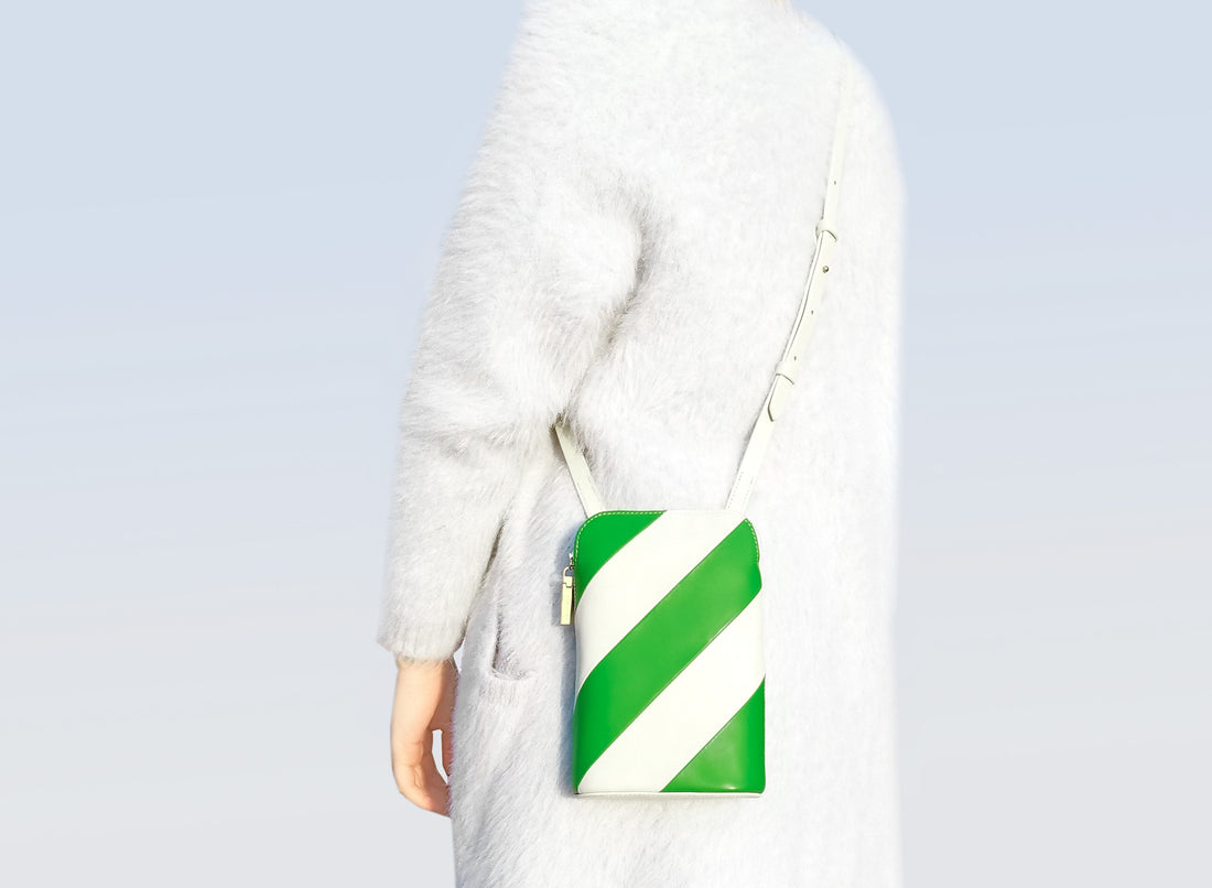 Mini Hama Shoulder Bag • Beige / Kelly Green