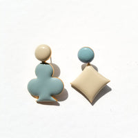 Diamond & Luck on Dots Earrings • Stone / Pea Green