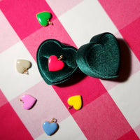Set Your Heart Pendant • Black & Green