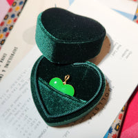 Set Your Heart Pendant • Black & Green