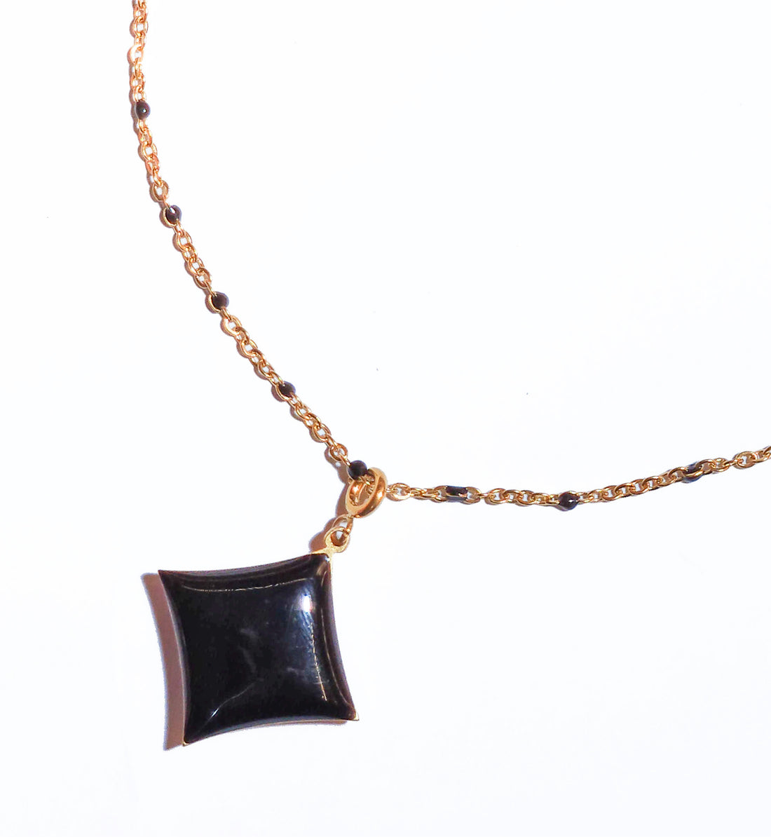 Diamond Pendant • Black & Maroon