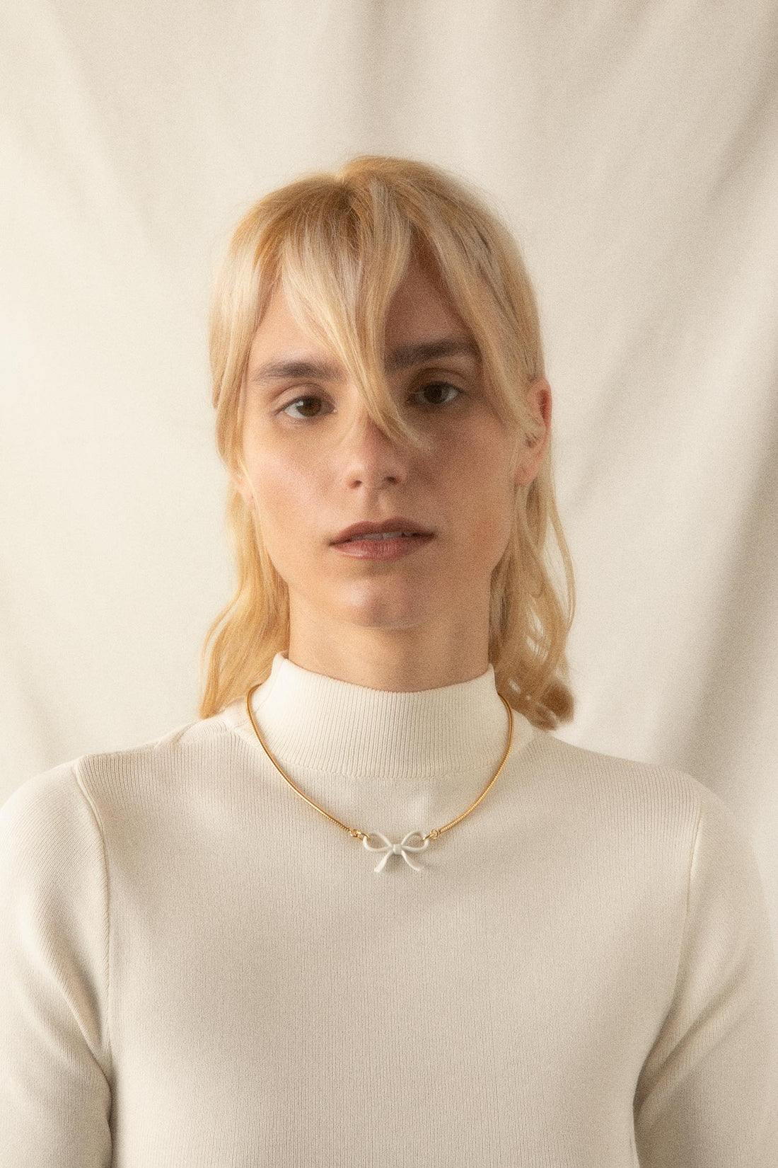 Andres Gallardo / Mini Bow Chain Choker