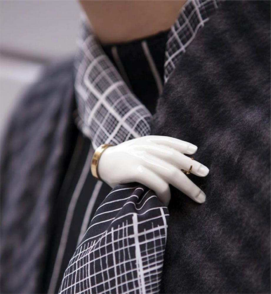 Andres Gallardo / Hand Pin