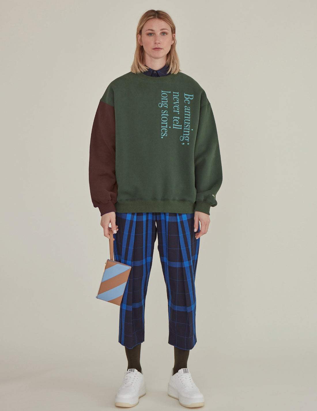 Be Amusing / Oversized Sweatshirt • Green