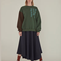 Be Amusing / Oversized Sweatshirt • Green