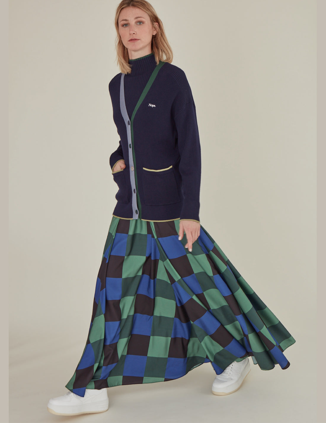 Decka / Checkered Maxi Skirt • Green