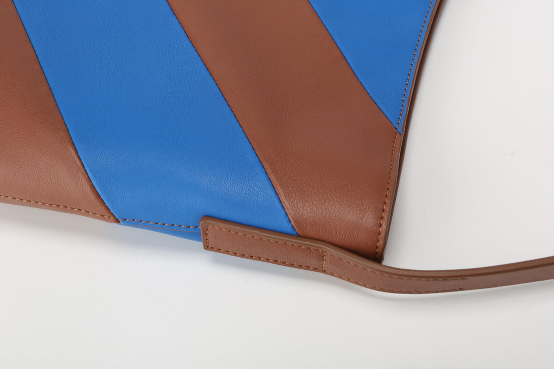 Hama Tote Bag • Brown