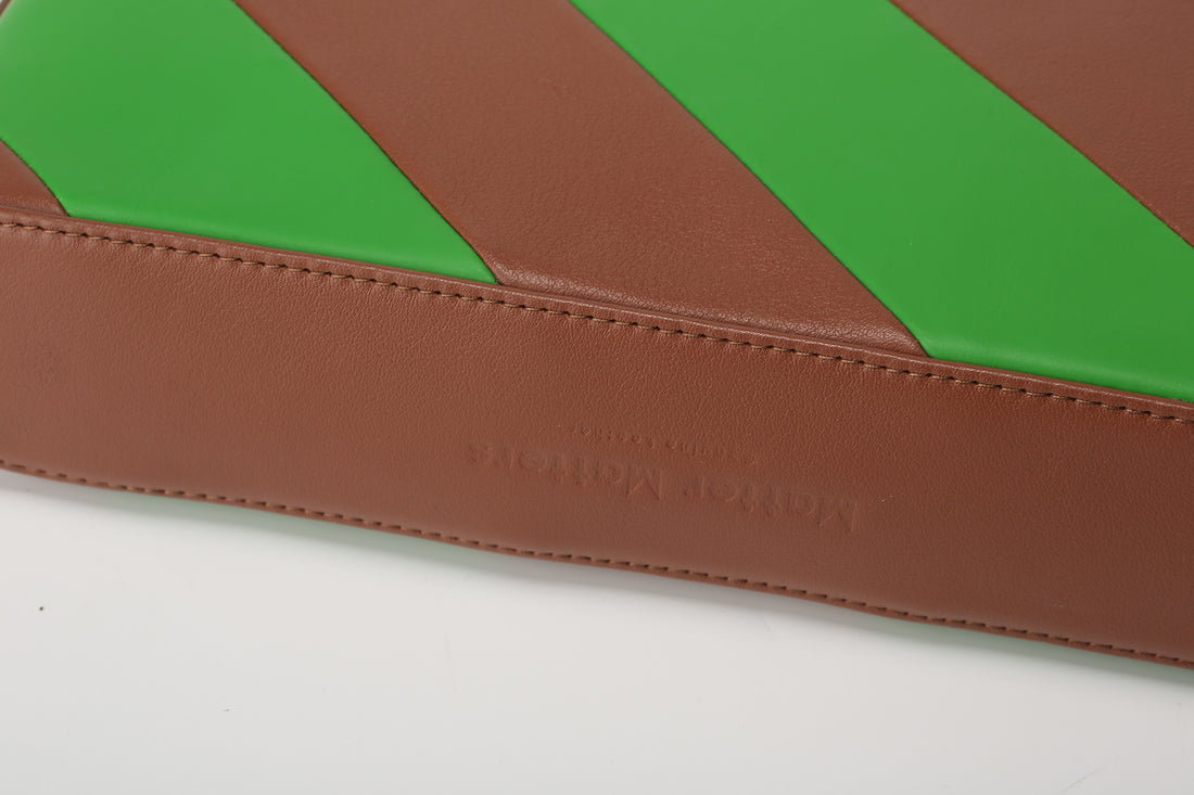 Hama Shoulder Bag • Kelly Green