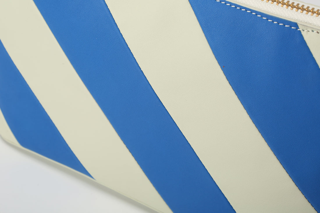Hama Shoulder Bag • Ultramarine