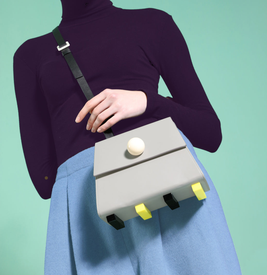 Trapezoid Shoulder Bag • Grey