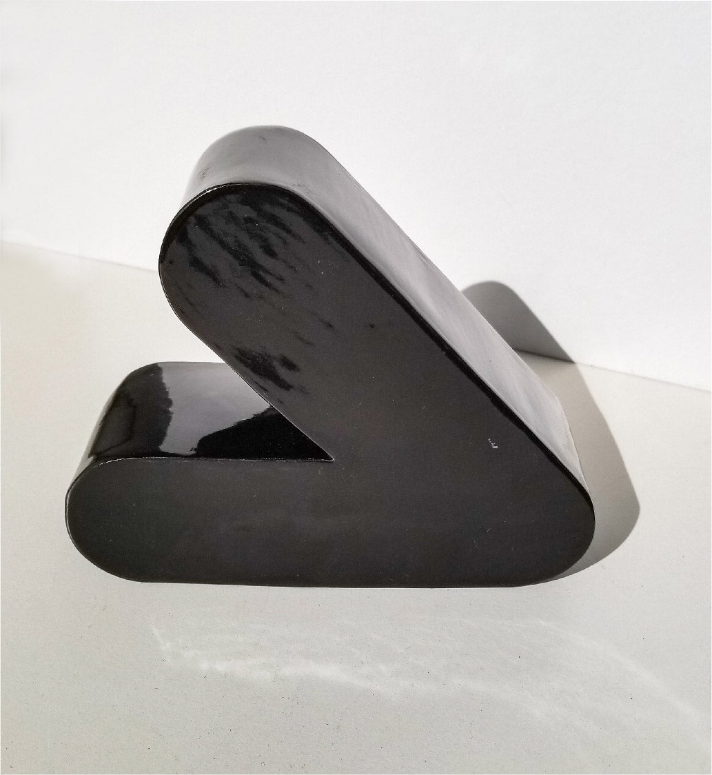 Hey Hsian / Ceramic Object • V