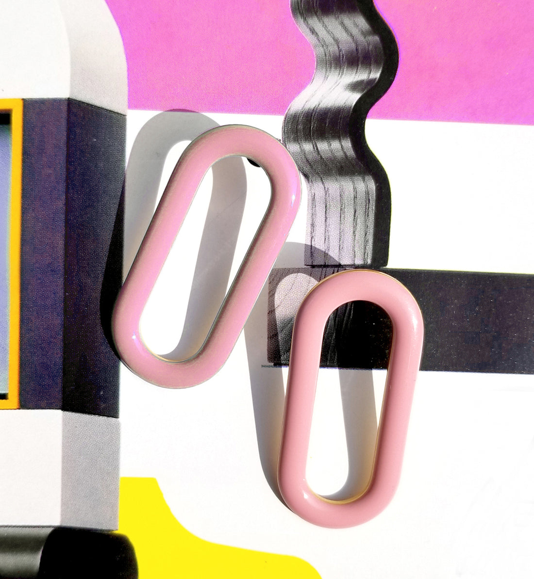 Oval Earrings • Pink