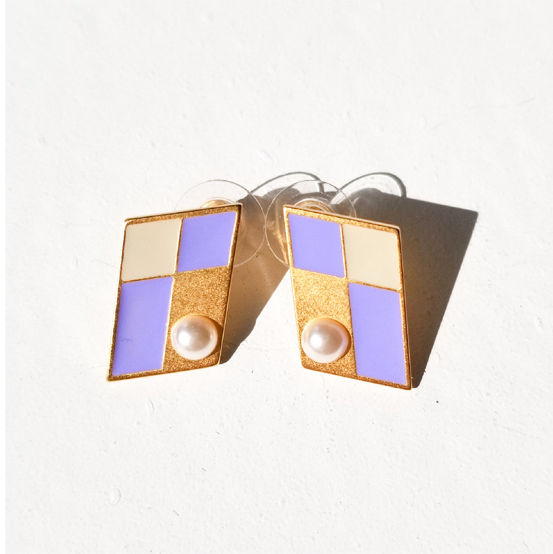 Kite Studs • Lilac / Pearl