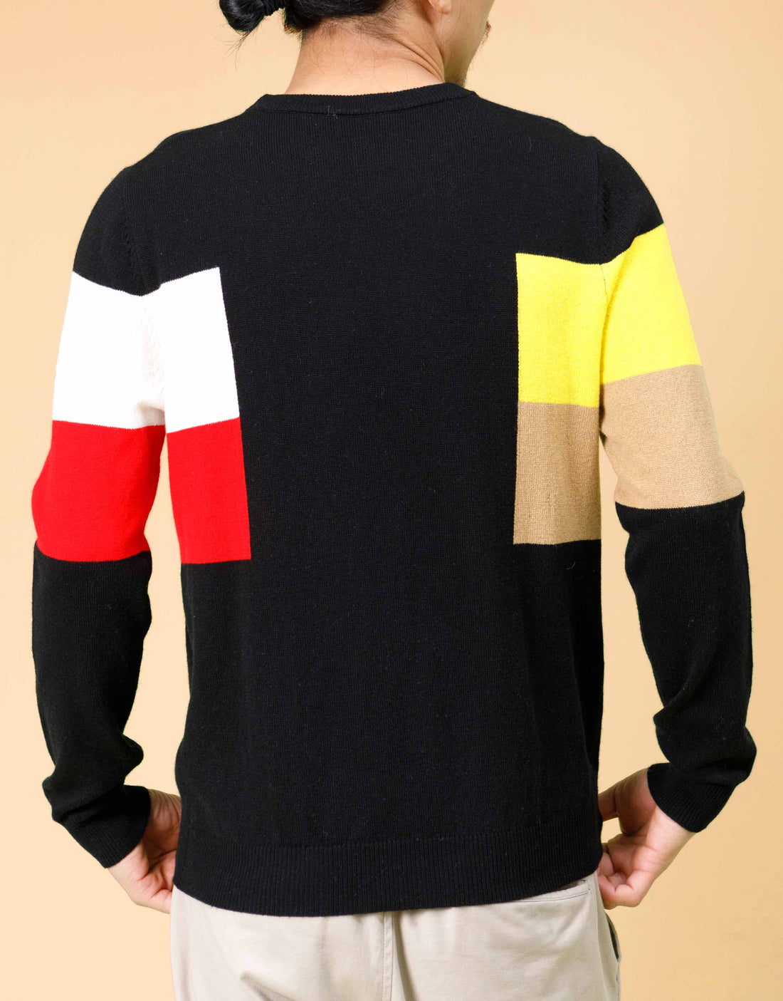 Flag Up / Wool Cashmere-Blend Sweater • Black
