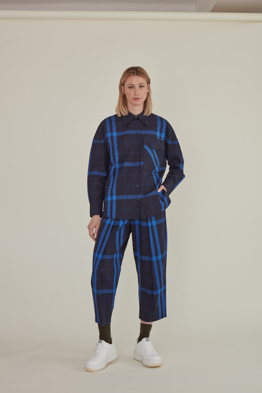Note to Self / Tartan Plaid Shirt • Navy
