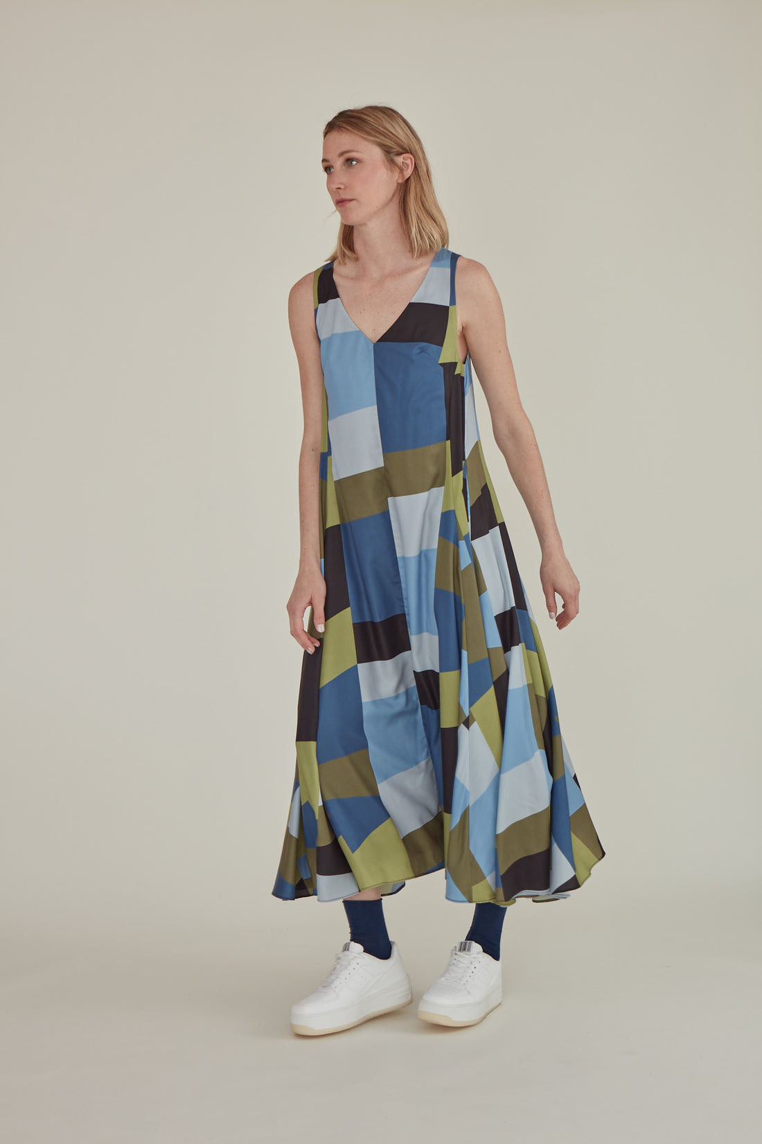 Coast / V-Neck Maxi Tank Dress