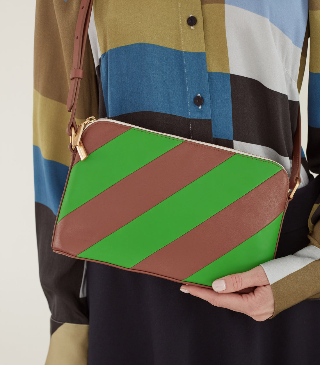 Hama Shoulder Bag • Kelly Green