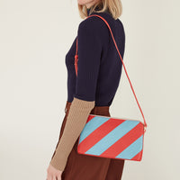 Hama Shoulder Bag • Red