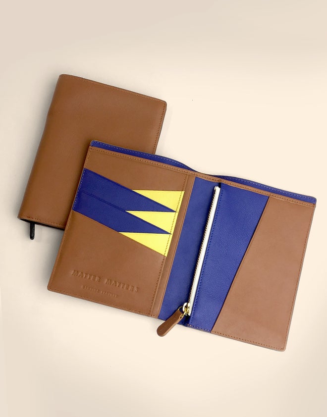 Bauhaus Passport Wallet • Brown