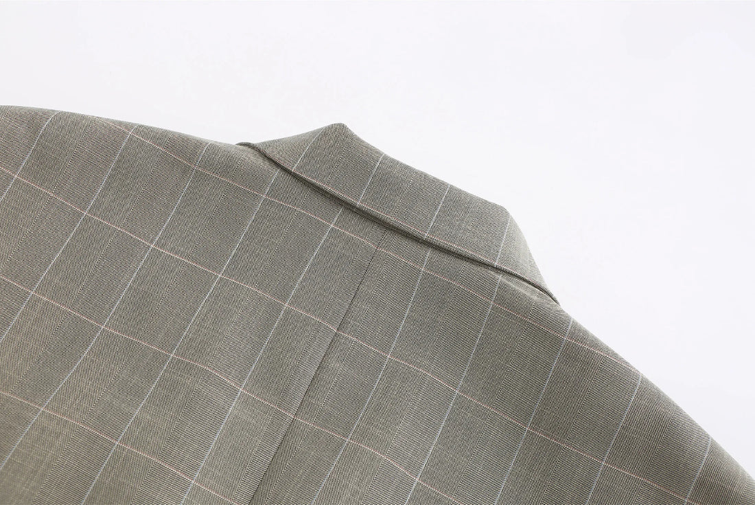 The Boyfriend Blazer • Checkered