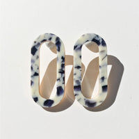 Marbled Oval Earrings • Snow