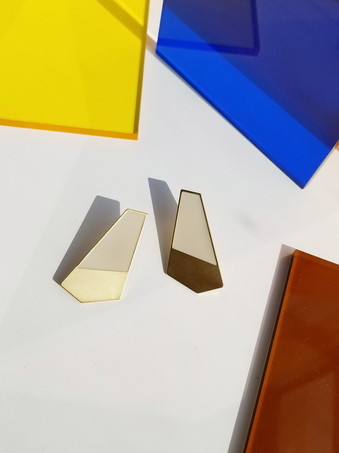 Turi Earrings • Beige