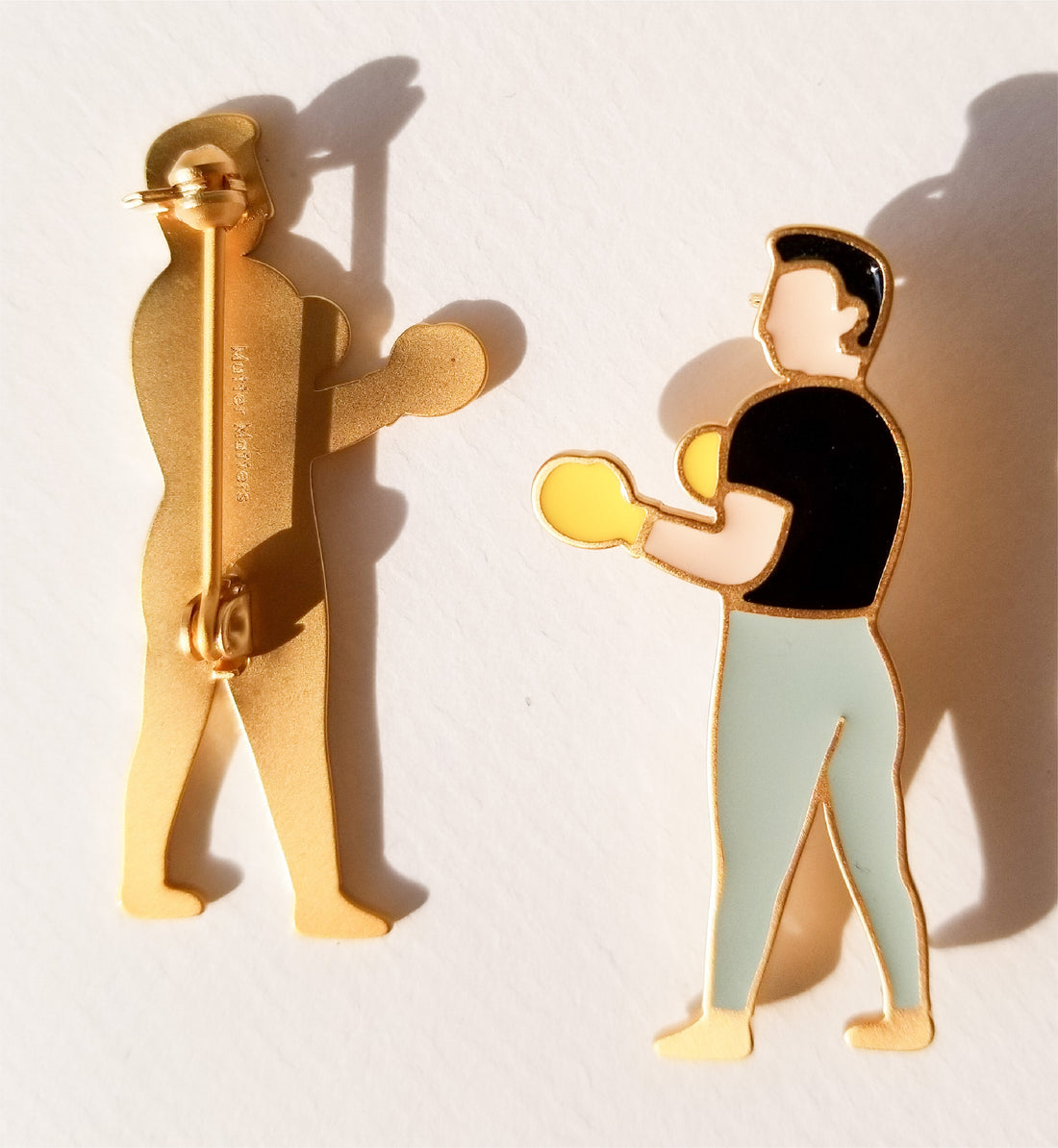 Knockout / Brooch • 4 colour options