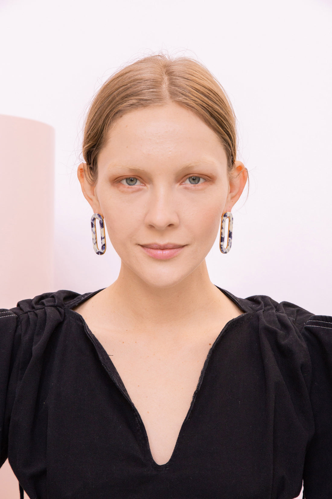 Marbled Oval Earrings • Snow