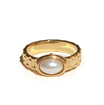 Mannered Ring • Gold & Faux Pearl