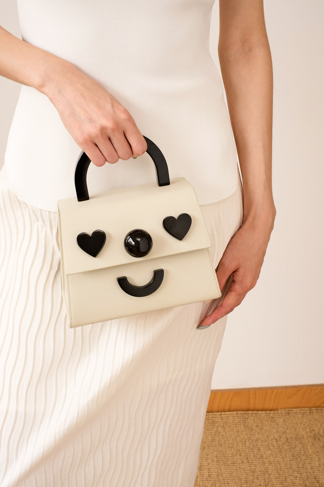 The Hopeless Romantic Bag with Strap  • Beige