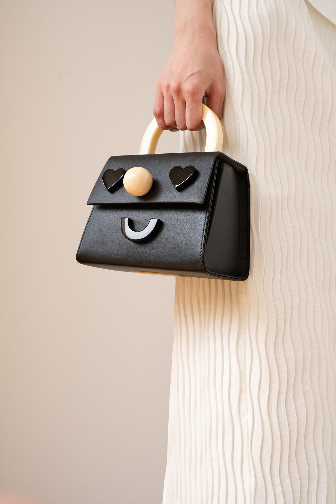 The Hopeless Romantic Bag with Strap  • Black