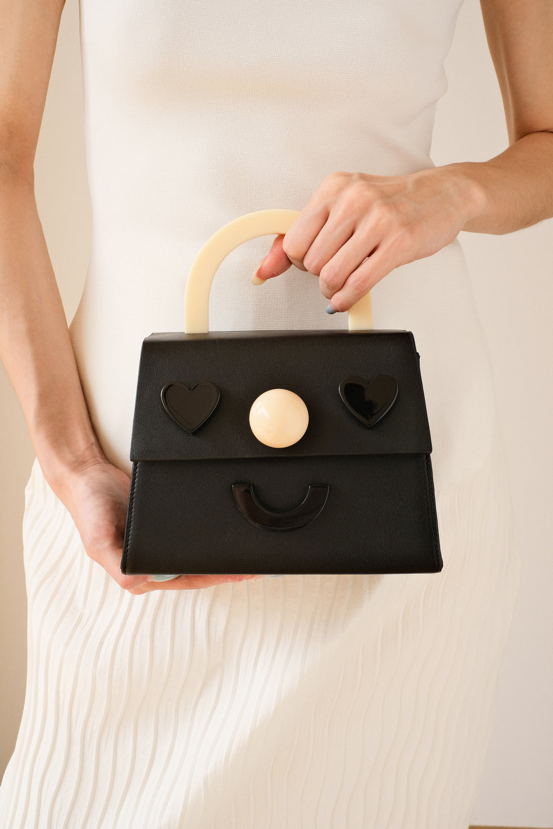 The Hopeless Romantic Bag with Strap  • Black