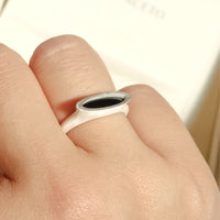 Sterling Silver Onyx Lake Dangle Ring